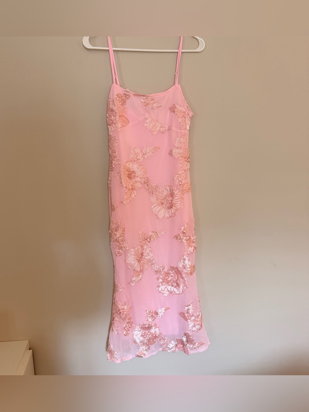 Pink Floral 3D appliqué Lined Slip Dress Women’s Size Small NEW with tags